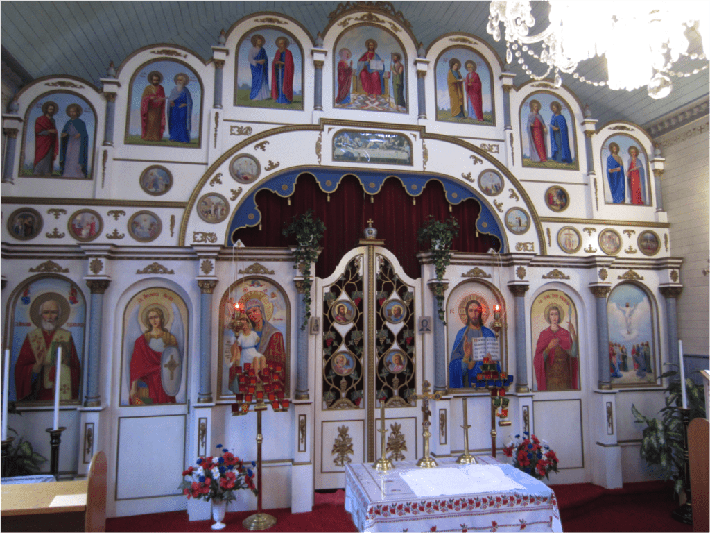 Iconostasis painted by Wadym Dobrolige